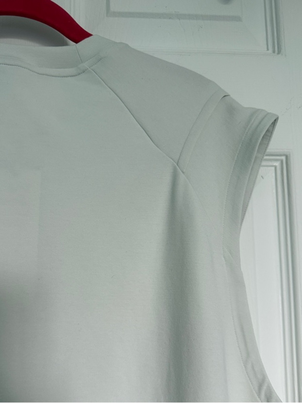 Y-3 Men’s White Sleeveless Graphic Muscle Tee - Picture 9 of 12